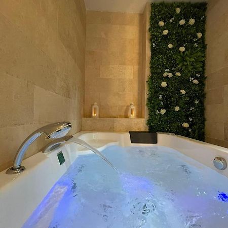 Appartement Dampierre En Yvelines Eksteriør bilde