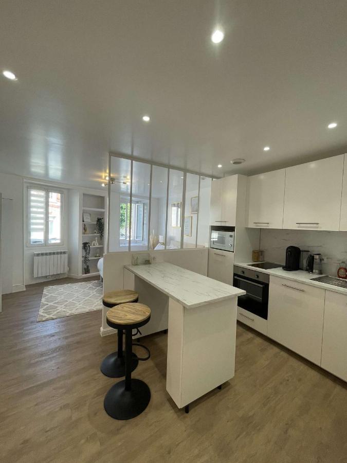 Appartement Dampierre En Yvelines Eksteriør bilde