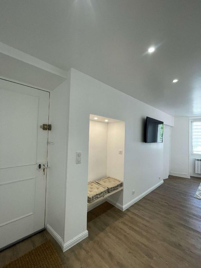 Appartement Dampierre En Yvelines Eksteriør bilde