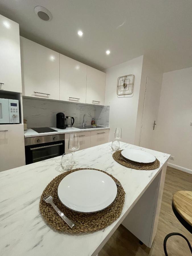 Appartement Dampierre En Yvelines Eksteriør bilde